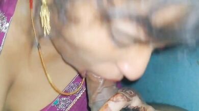 Rajasthani teacher Bhabhi sucking muscular cock