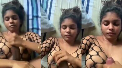 Marathi kamwali baai stroking 9 inches long cock