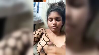 Marathi kamwali baai stroking 9 inches long cock