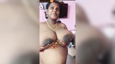 Tamil housewife showing her real tanker boobs
