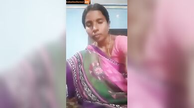 Gujarati bhabhi happily shows all holes in xxx video call