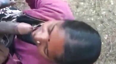 Tamil village lady sucks cock with mangalsutra on it
