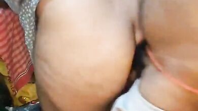 Big gaand Bhabhi devar kitchen sex mms