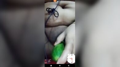 Mature unsatisfied aunty showing her bur online