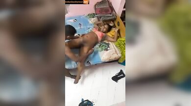 Young man licking tamil woman's pussy