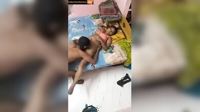 Young man licking tamil woman's pussy
