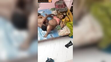 Young man licking tamil woman's pussy