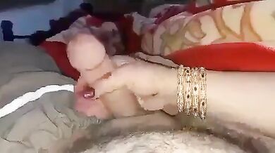 Pakistani Bhabhi playing with tight lund