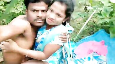 Desi jungle chudai video of hairy Sali