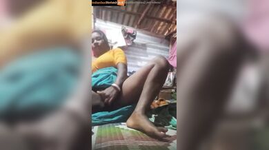 Tanker boobs village housewife pussy fingering video