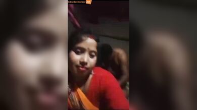 Dehati Bhabhi in saree and blouse fucking with husband
