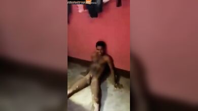 Bouncy boobs Bengali Bhabhi enjoying with 2 guys