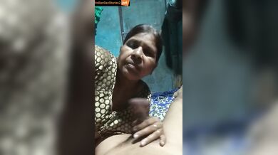 Mature chachi sucking on thick desi lund