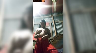 Aroused Bhabhi fucking chut with toothbrush and brinjal