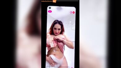 Aditi mistry big boobs viral video (live chat)