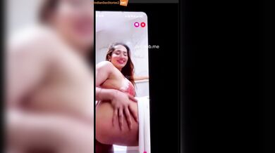 Aditi mistry big boobs viral video (live chat)