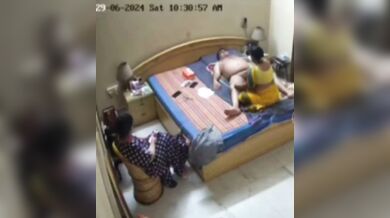Desi couple getting massage from kamwali aunty (CCTV)