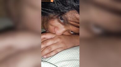 Young desi girlfriend hot blowjob video