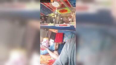 Desi callgirl fucked in running truck!