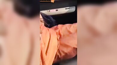 Lucknow aunty and boss's hot car sex mms
