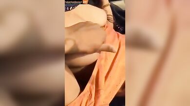 Lucknow aunty and boss's hot car sex mms