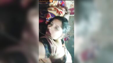 Sexy huge ass village aunty fucking in doggy shot