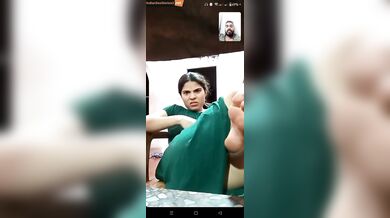Tamil bhabhi exposing in naked video call (with audio)