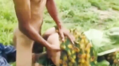 Village bhabhi and lover's outdoor hindi chudai mms