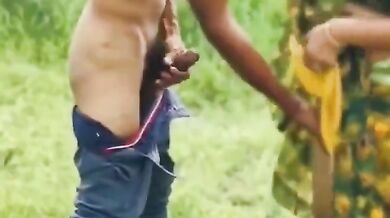 Village bhabhi and lover's outdoor hindi chudai mms