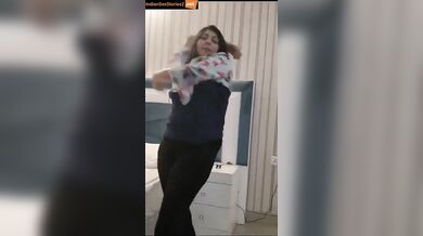 Punjabi milf hot dance and lund sucking video