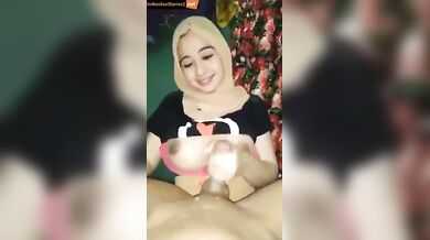 Sexy Hijabi girl hot handjob mms