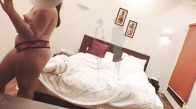 Smriti jain hotel guard viral dare video