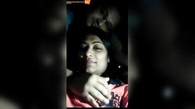 Hot aunty and lover’s hindi boobs pressing video