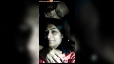 Hot aunty and lover’s hindi boobs pressing video