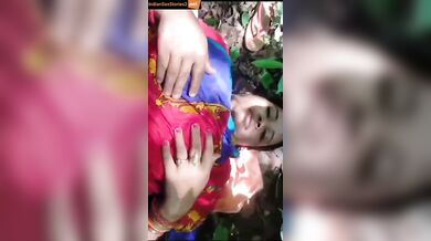 Punjabi housewife hairy pussy fucking in jungle mms