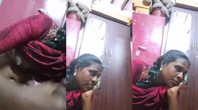 Desi kannada stepmom giving handjob to son
