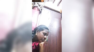 Desi kannada stepmom giving handjob to son