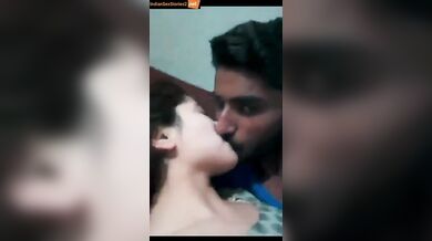 Shy desi Bhabhi and lover fucking in hot sex mms