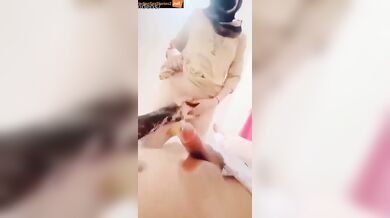 Muslim kamwali bhabhi riding delhi guy’s lund