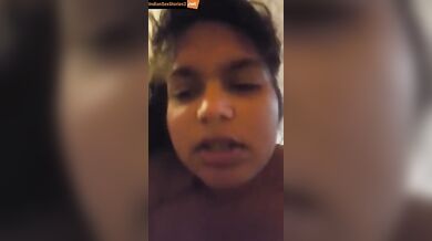 Sexy Oyo rooms video of Indian girlfriend in HD quality