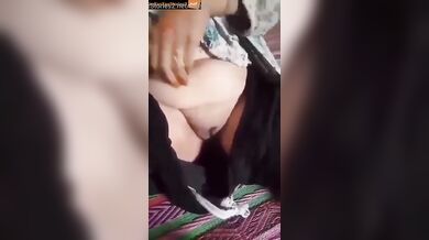 Busty Punjabi milf showing her fuddi