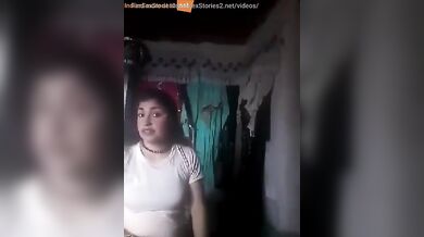 Sexy muslim aunty naked stripping in video call