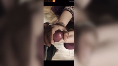 Horny aunty talks dirty in hindi video