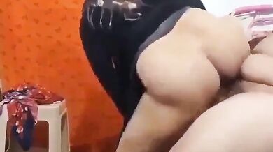 Big gaand hijabi aunty fucking with jeth ji