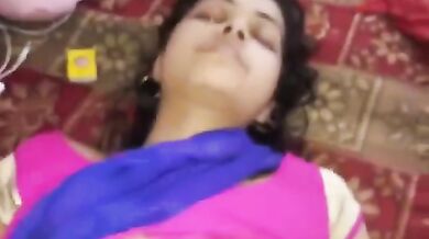 Newlywed Bhabhi taking big lund in the afternoon