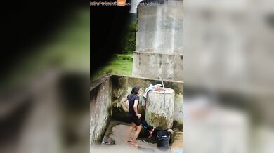 Desi boy filmed open bath of neighbour girl