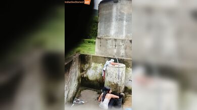 Desi boy filmed open bath of neighbour girl