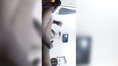 Chubby boobs tamil lady fucked by lover in oyo rooms