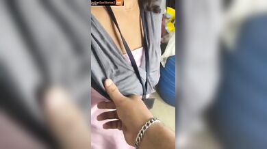 Young tamil office girl boobs pressing mms