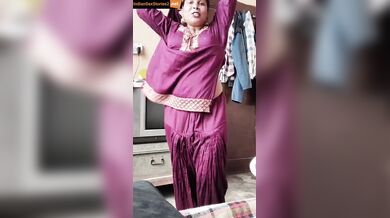 Bank manager and bihari aunty affair sex (update)